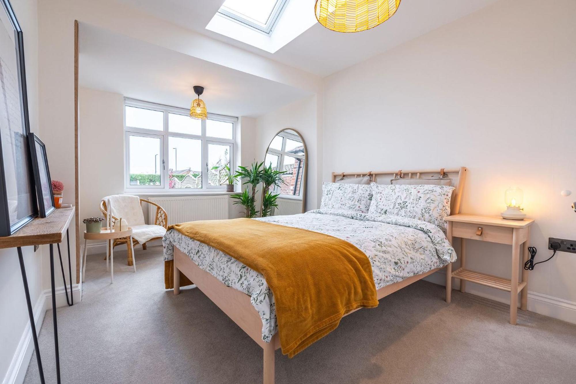 Nature Inspired Bungalow With 3 Rooms - 10 Mins From Manchester Airport Timperley Kültér fotó